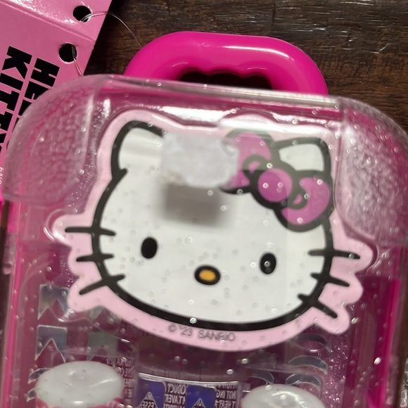 BNWT sanrio hello kitty nail kit - two nail polish, nail file, srickers & case - Picture 5 of 5